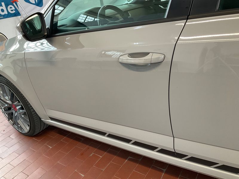 Skoda Octavia 2.0 TDI RS 2018 – снимка 23
