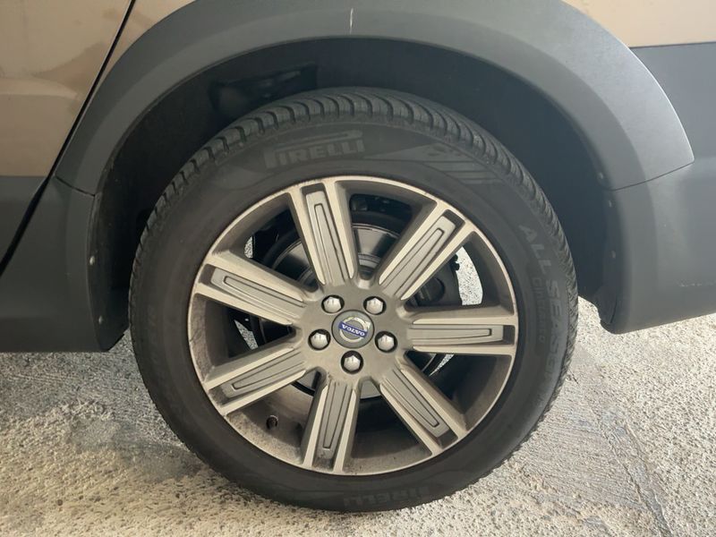 Volvo XC70 2.4 D5 Summum AWD Executive 2016 – снимка 5