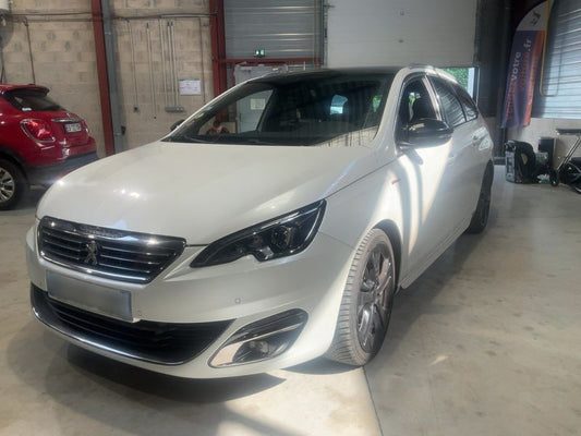 Peugeot 308 1.6 Blue-HDi GT Line 2017 – снимка 1