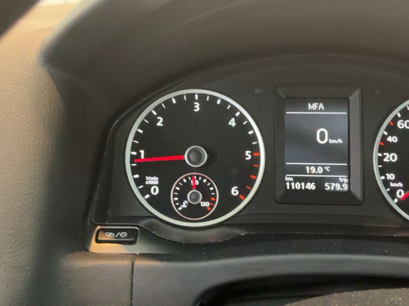 Volkswagen Tiguan 2.0 TDI Cross BlueMotion Tech 2015 – снимка 19