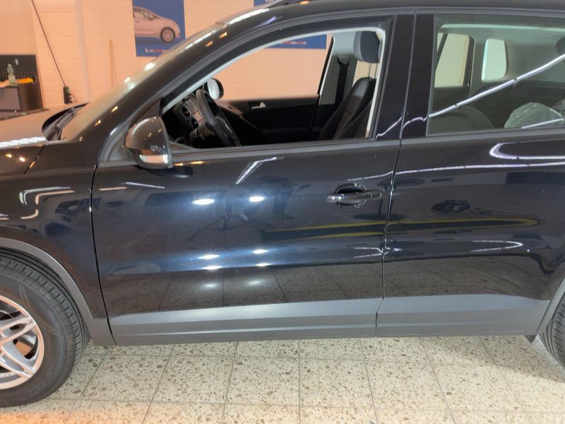 Volkswagen Tiguan 2.0 TDI Cross BlueMotion Tech 2015 – снимка 4