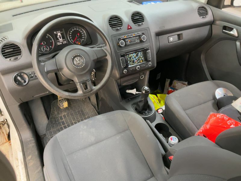 Volkswagen Caddy 1.6 TDI Maxi Trendline 2014 – снимка 17