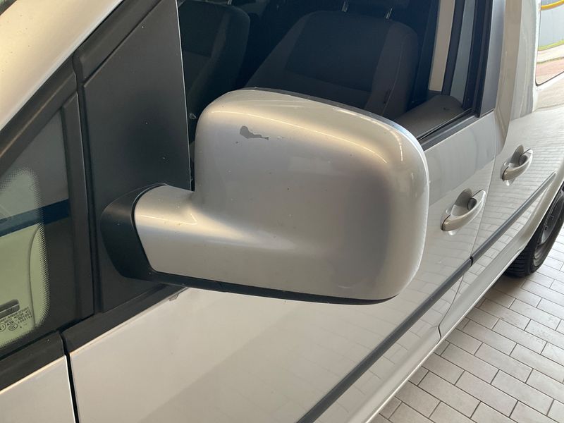 Volkswagen Caddy 1.6 TDI 2015 – снимка 36