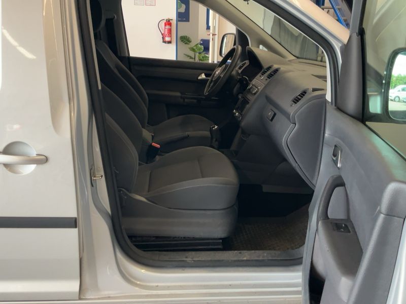 Volkswagen Caddy 1.6 TDI 2015 – снимка 11