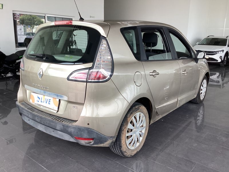 Renault Scenic 1.5 dCi Expression 2014 – снимка 2