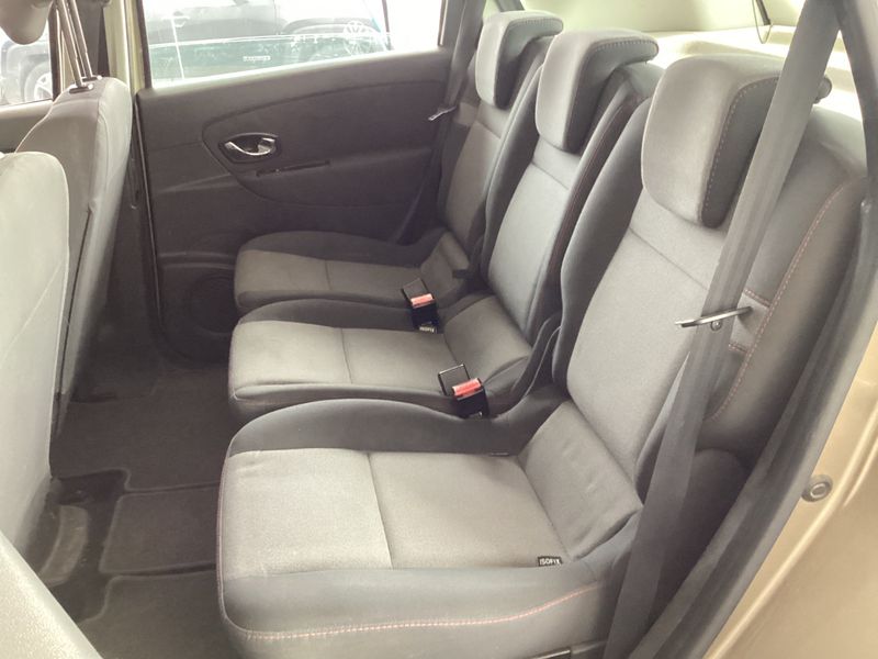 Renault Scenic 1.5 dCi Expression 2014 – снимка на щета