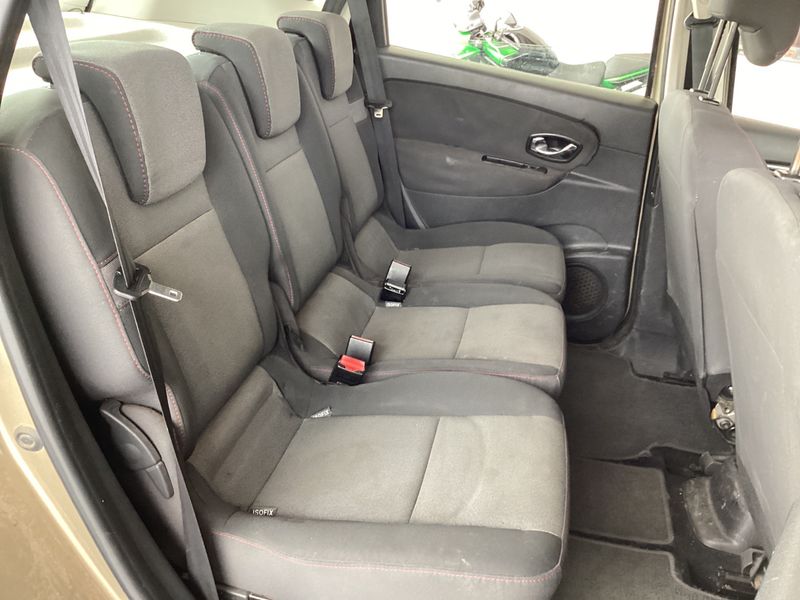 Renault Scenic 1.5 dCi Expression 2014 – снимка на щета