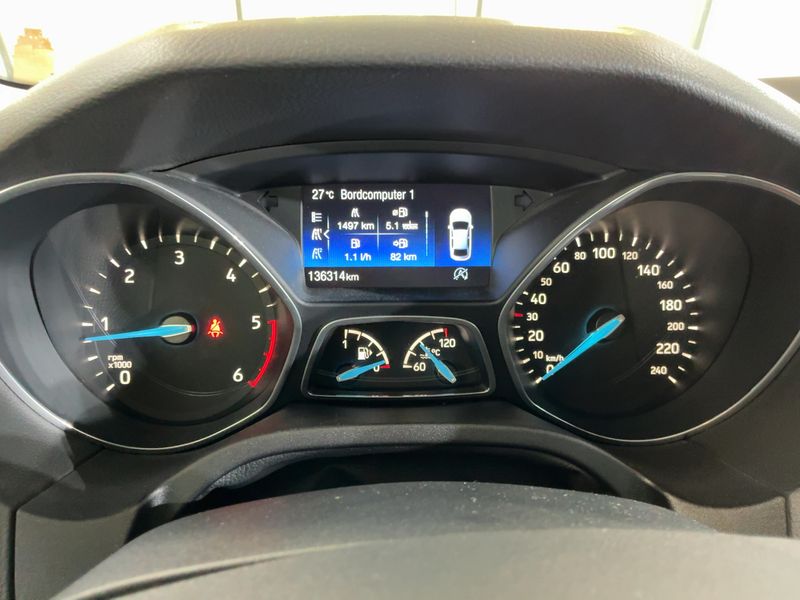Ford Focus 1.5 TDCi Titanium 2016 – снимка 19