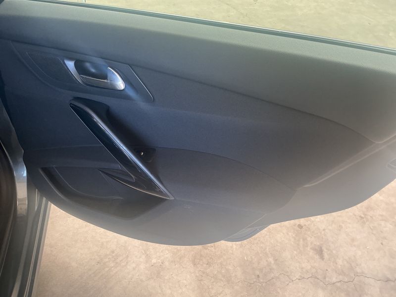 Peugeot 508 1.6 HDi Active 2011 – снимка 33