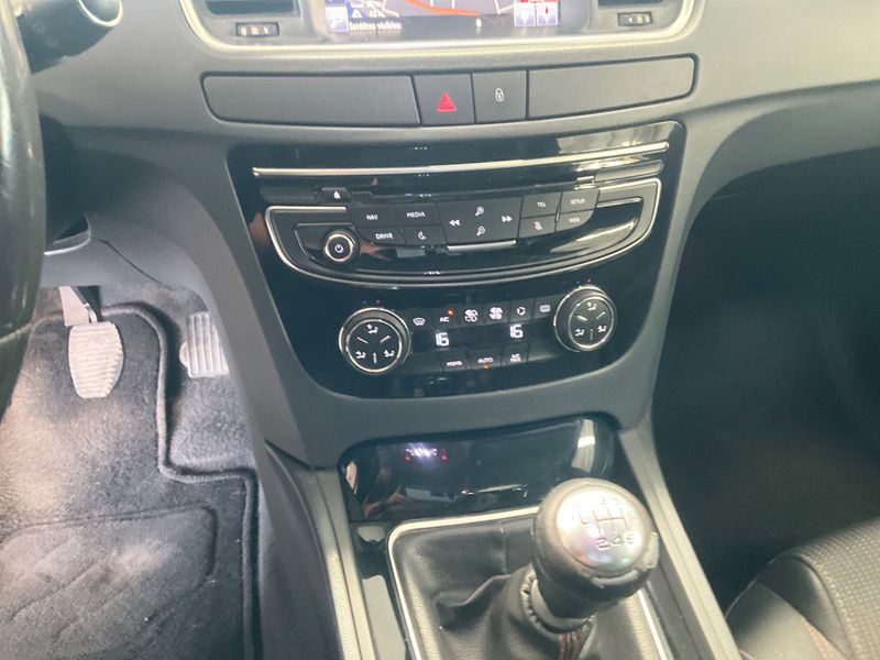 Peugeot 508 2.0 Blue-HDi GT Line 2016 – снимка 26