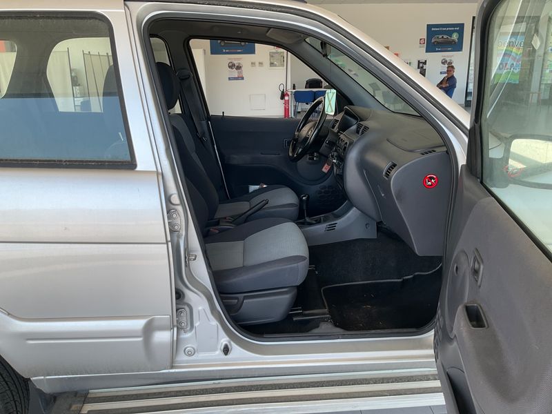 Daihatsu Terios 1.3 CX 2003 – снимка 3