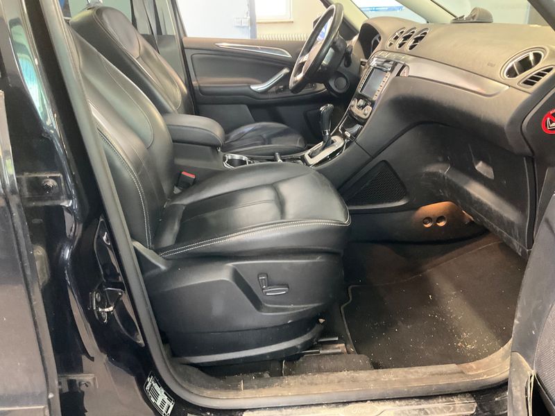Ford S-Max 2.0 EcoBoost Titanium 2010 – снимка 3