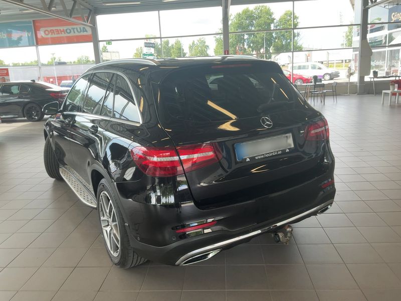 Mercedes-Benz GLC-Klasse GLC 220 4Matic AMG Line 2018 – снимка 6