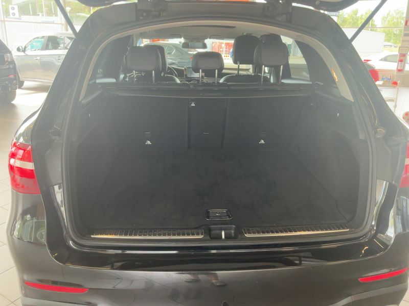 Mercedes-Benz GLC-Klasse GLC 220 4Matic AMG Line 2018 – снимка 16