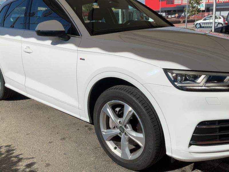 Audi Q5 2.0 TDI quattro S line 2017 – снимка 12