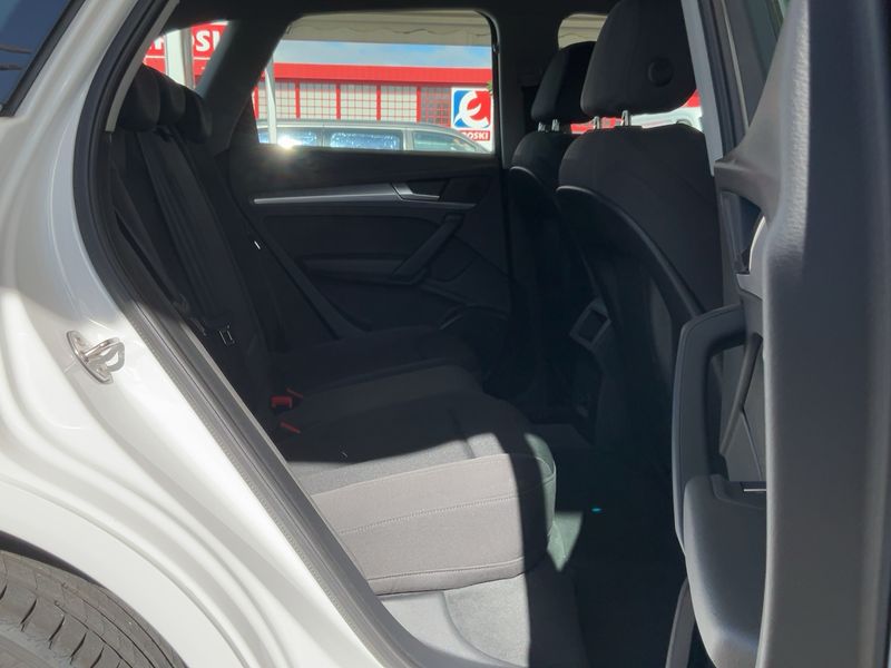 Audi Q5 2.0 TDI quattro S line 2017 – снимка 19
