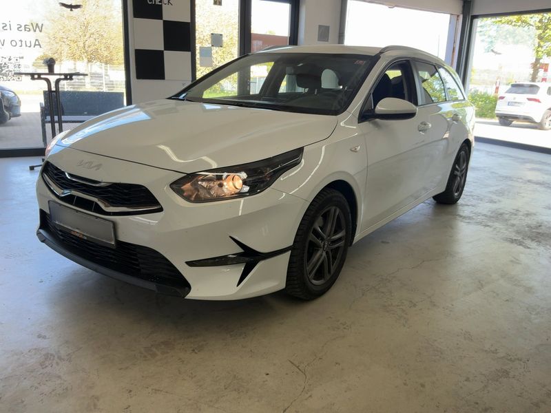 Kia cee'd 1.5 TGDI Spirit 2023 – снимка 2