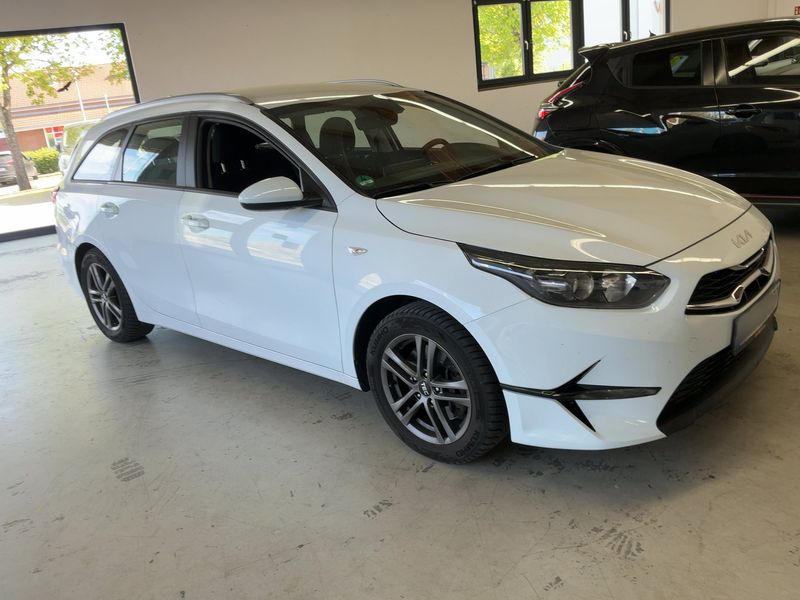 Kia cee'd 1.5 TGDI Spirit 2023 – снимка 12