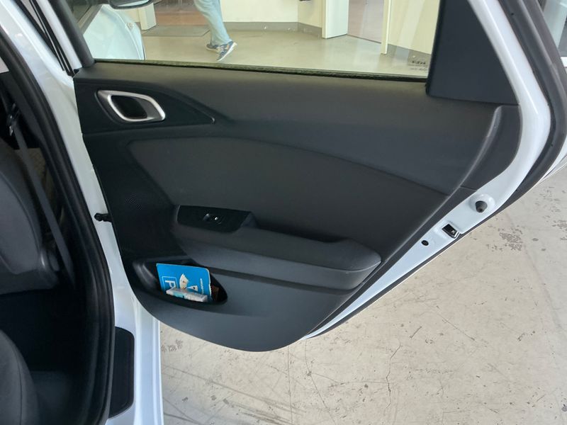 Kia cee'd 1.5 TGDI Spirit 2023 – снимка 26