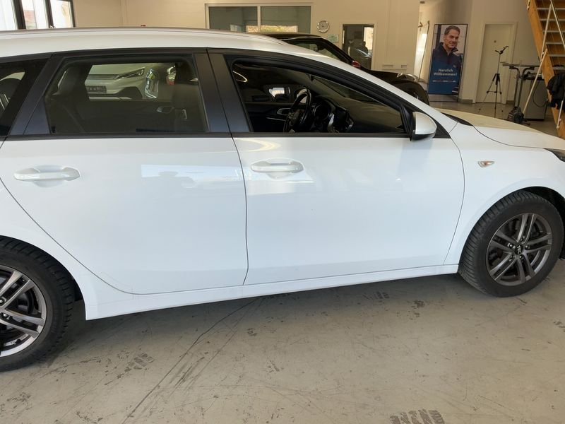 Kia cee'd 1.5 TGDI Spirit 2023 – снимка 10