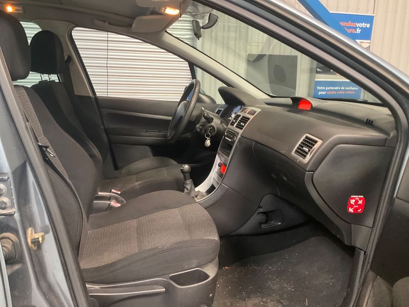 Peugeot 307 1.6 HDi SW Sport 2006 – снимка 3