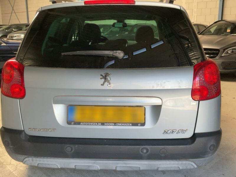 Peugeot 207 1.6 Outdoor 2011 – снимка 7