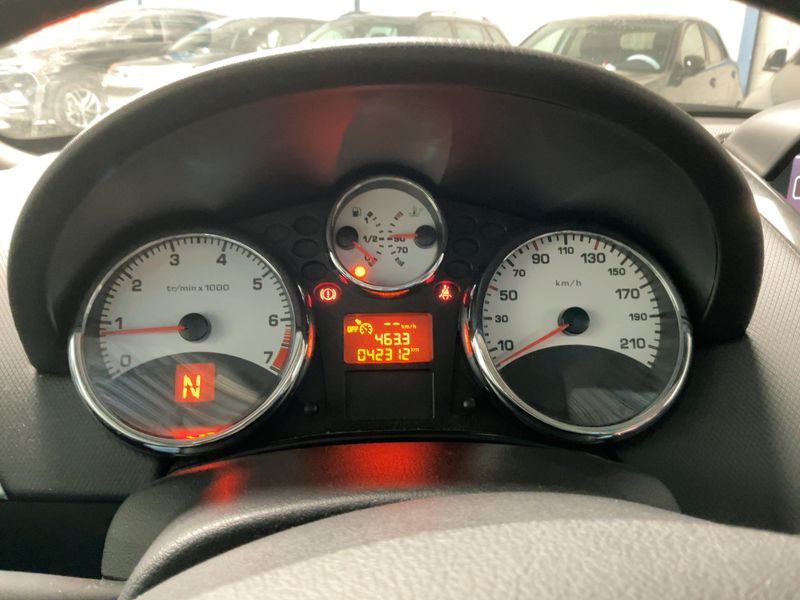 Peugeot 207 1.6 Outdoor 2011 – снимка 18