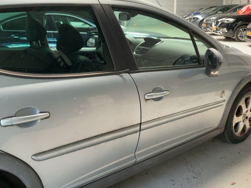 Peugeot 207 1.6 Outdoor 2011 – снимка 10