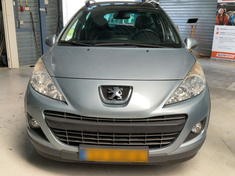 Peugeot 207 1.6 Outdoor 2011 – снимка 14