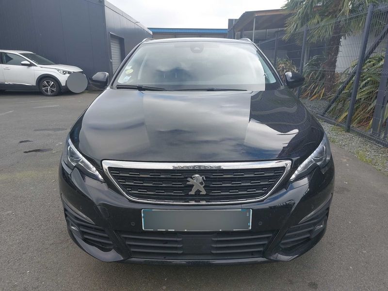 Peugeot 308 1.5 Blue-HDi Allure Business 2021 – снимка 7