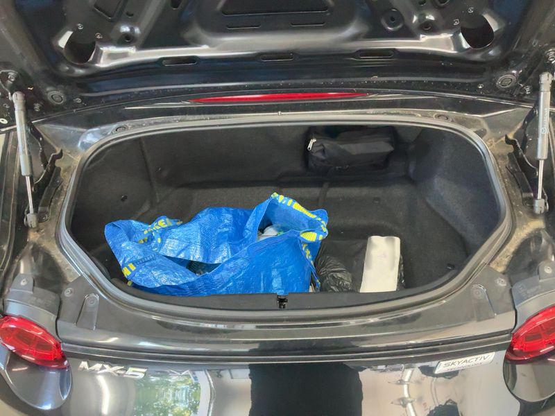 Mazda MX-5 2.0 Skyactiv-G Edition 100 2020 – снимка 15