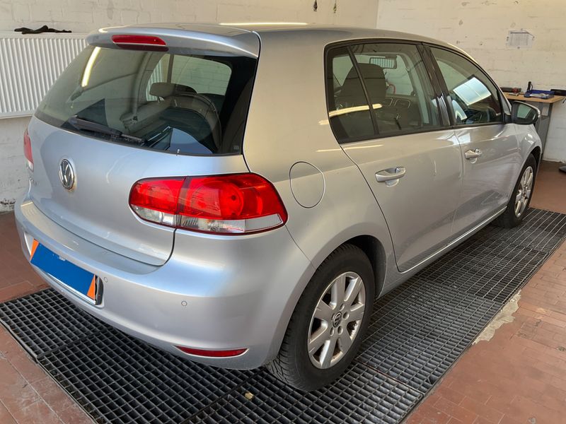 Volkswagen Golf VI 1.4 Trendline 2009 – снимка 2