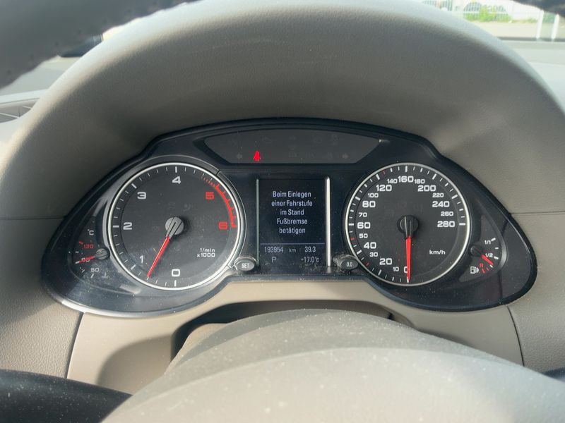 Audi Q5 3.0 V6 TDI quattro 2009 – снимка 19