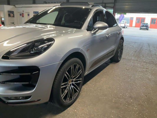 Porsche Macan Turbo Performance Paket 2018 – снимка 2