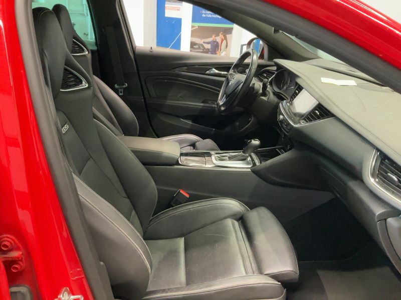 Opel Insignia Sports Tourer 2.0 CDTI GSi 4x4 2018 – снимка 17