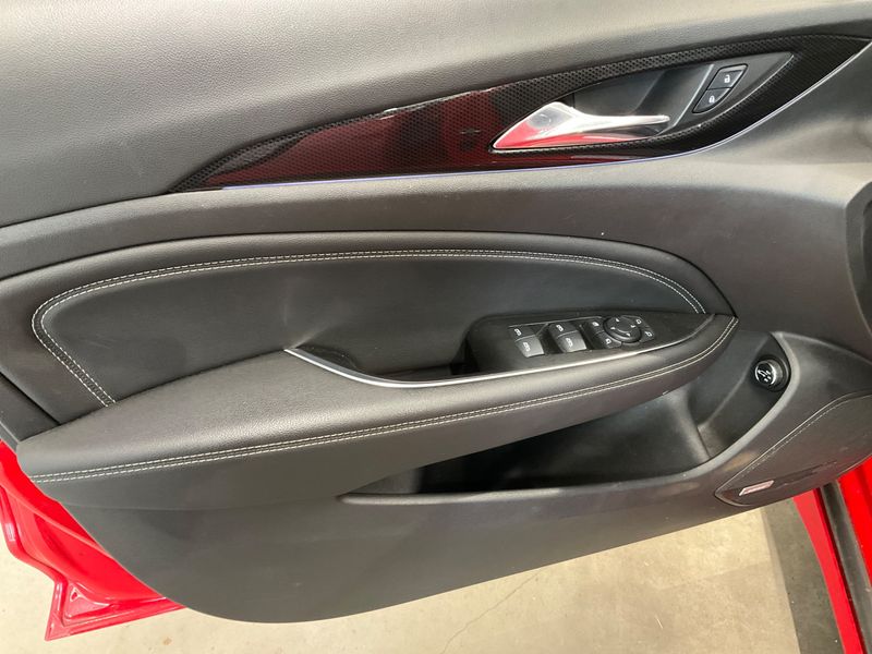 Opel Insignia Sports Tourer 2.0 CDTI GSi 4x4 2018 – снимка 29
