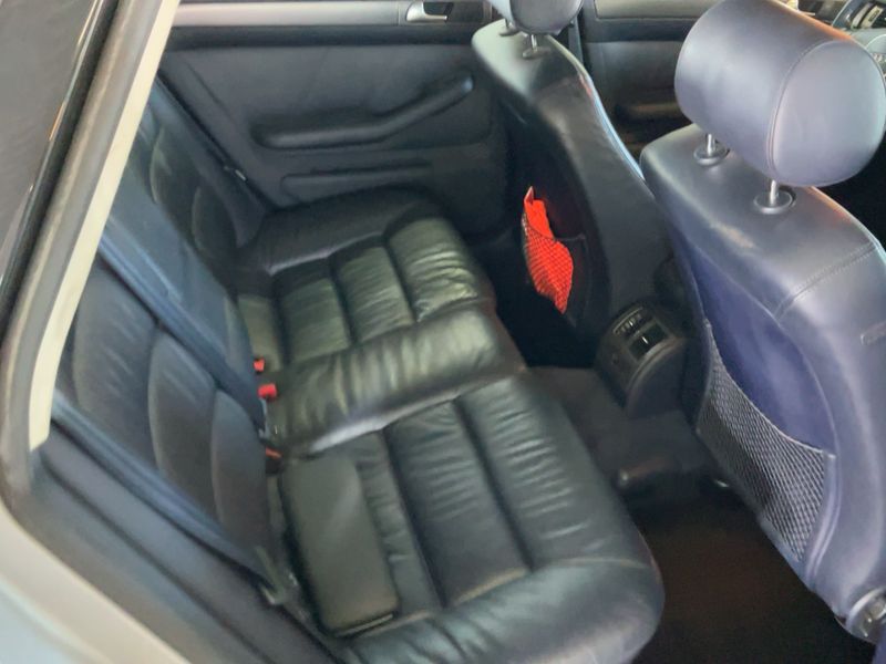 Audi A6 1.9 TDI 2004 – снимка 19
