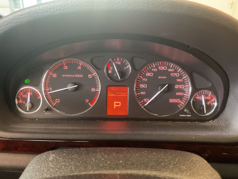 Peugeot 407 2.2 Platinum 2007 – снимка 4