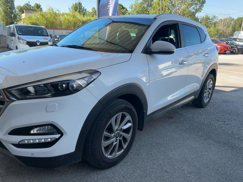 Hyundai Tucson 2.0 CRDi Style 4WD 2017 – снимка 2