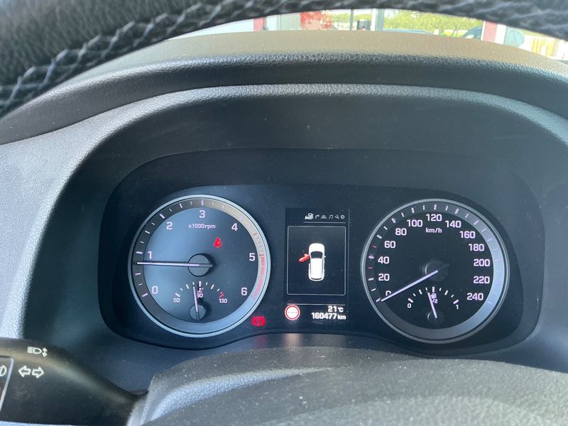 Hyundai Tucson 2.0 CRDi Style 4WD 2017 – снимка 18