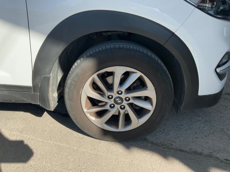 Hyundai Tucson 2.0 CRDi Style 4WD 2017 – снимка 11