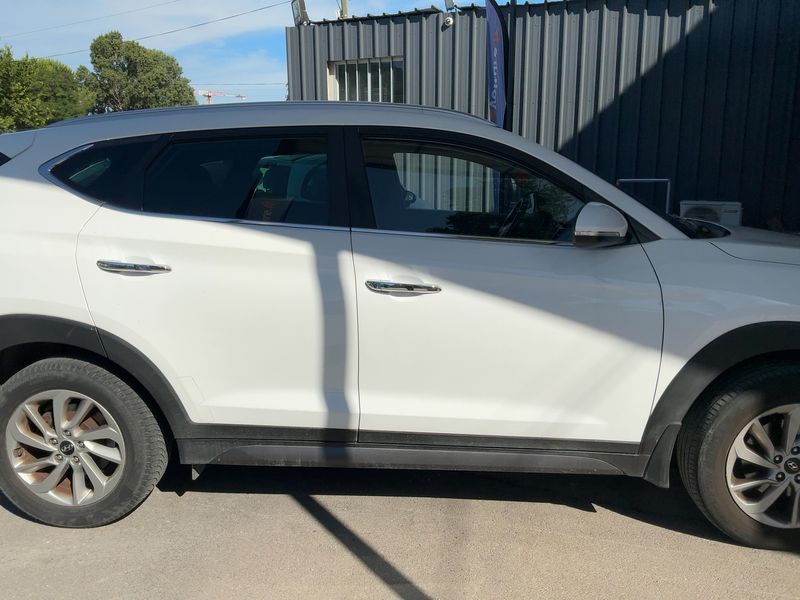 Hyundai Tucson 2.0 CRDi Style 4WD 2017 – снимка 10