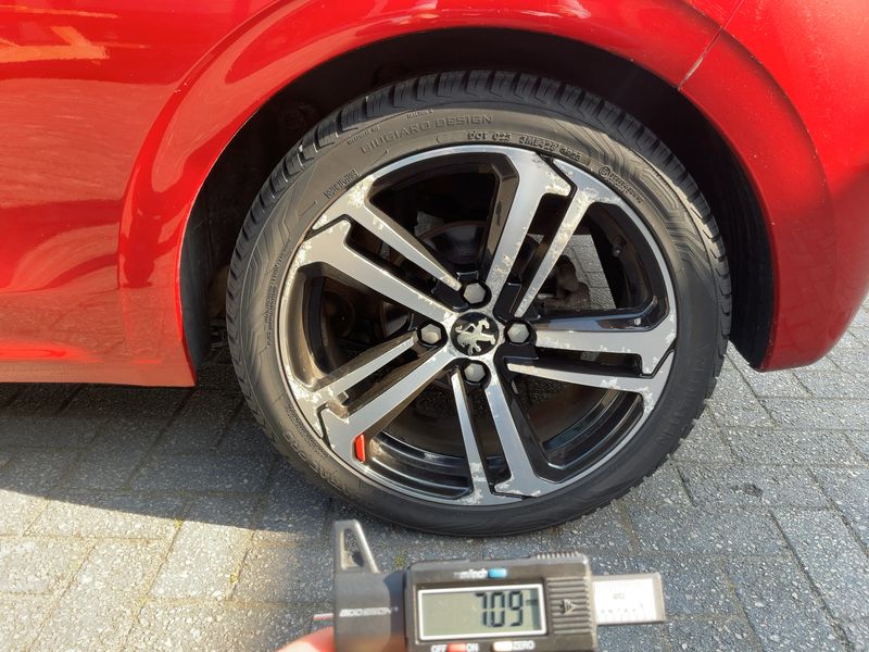 Peugeot 208 1.2 PureTech GT Line 2016 – снимка 5