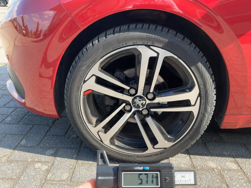 Peugeot 208 1.2 PureTech GT Line 2016 – снимка 3