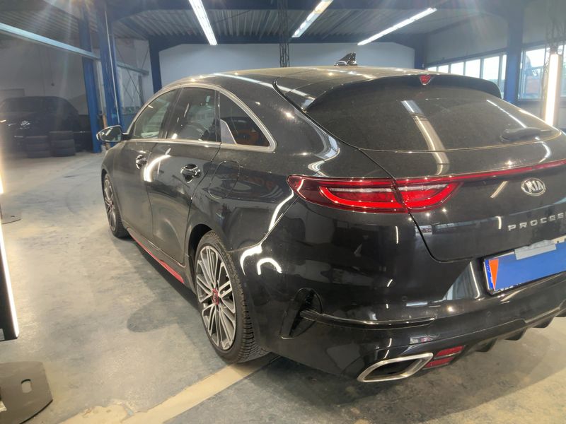 Kia pro_cee'd 1.6 TGDI GT 2021 – снимка 6
