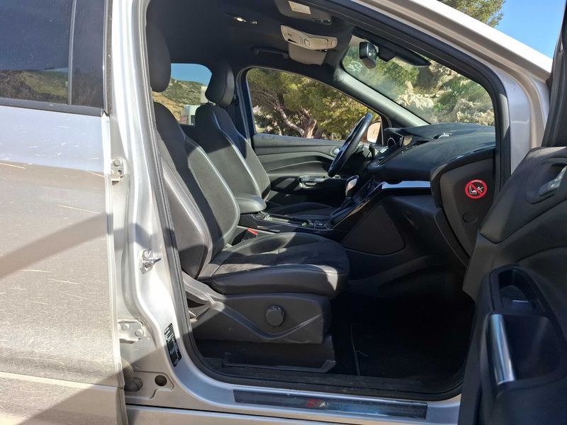 Ford Kuga 2.0 TDCi ST-Line 2017 – снимка 10