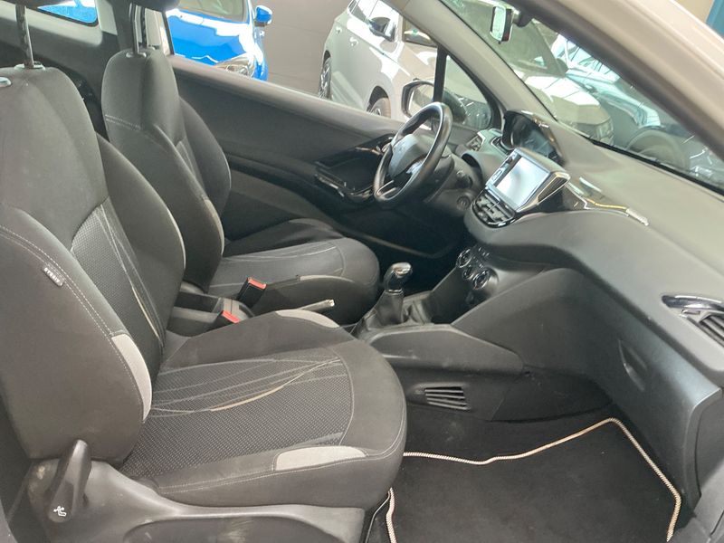 Peugeot 208 1.4 VTi Active 2012 – снимка 3