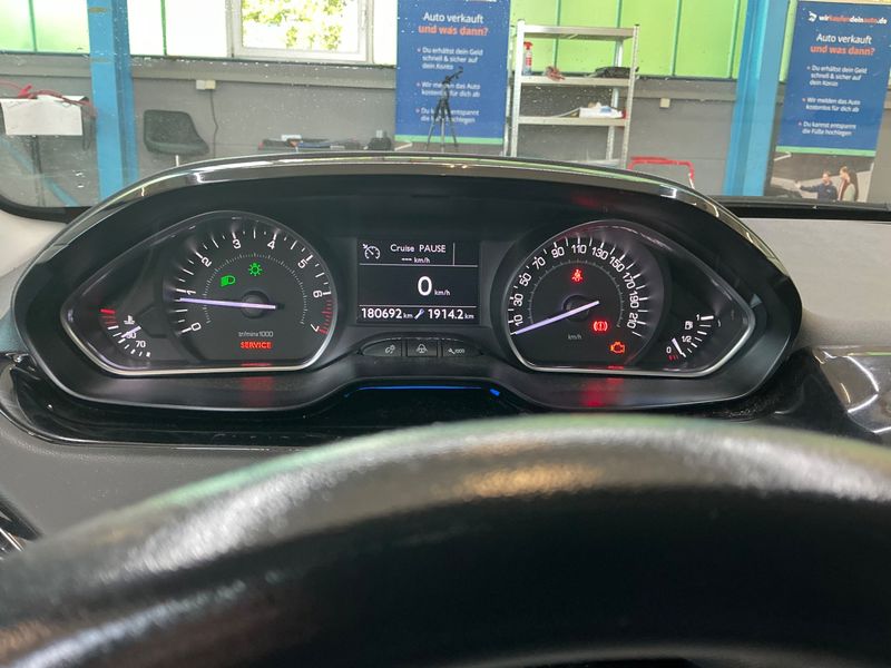 Peugeot 208 1.4 VTi Active 2012 – снимка 4
