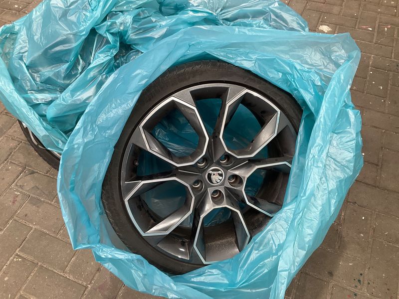 Skoda Octavia 2.0 TSI RS 245 2019 – снимка 15