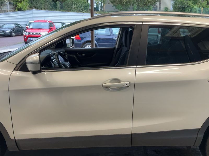 Nissan Qashqai 1.6 dCi Connect Edition 2015 – снимка 4